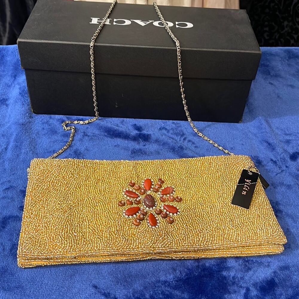 YILIN Gold  Hand Beaded Evening Hand Bag With  Bronze Chain Strap